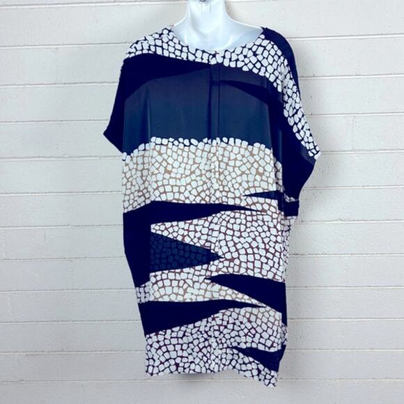 Diane Von Furstenberg | "Squaretan' Silk Crepe Dress in Multi Crackle si… - Picture 4 of 8